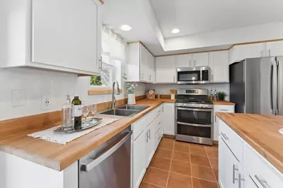 220 Red Birch Run, Madison, WI 53718 - Photo 8