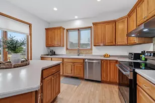 8701 Nelson Crossing, Verona, WI 53593 - Photo 16