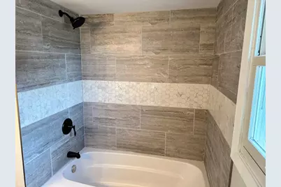 137 Pedretti Parkway, Prairie Du Chien, WI 53821 - Photo 16