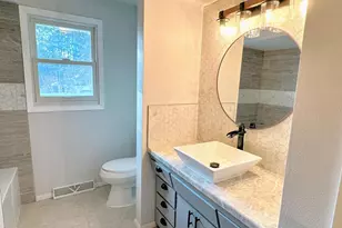 137 Pedretti Pkwy, Prairie Du Chien, WI 53821 - Photo 14