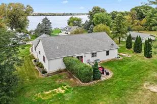 W11025 Glen Dr, Beaver Dam, WI 53916 - Photo 6