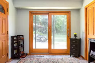 2329 Summit Dr, Janesville, WI 53548 - Photo 10