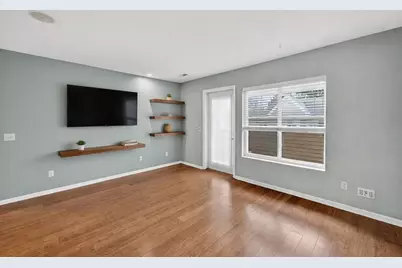 330 Amoth Court #D, Madison, WI 53704 - Photo 8