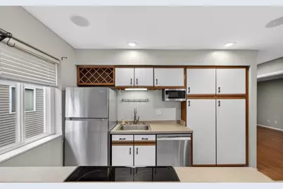 330 Amoth Court #D, Madison, WI 53704 - Photo 12