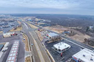 532 Gateway Ave, Mauston, WI 53948 - Photo 30