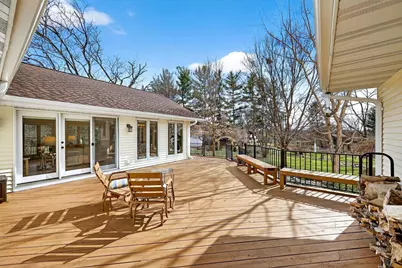 3506 Greendale Court, Janesville, WI 53546 - Photo 4