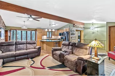 W9477 Parkway Drive, Poynette, WI 53955 - Photo 10