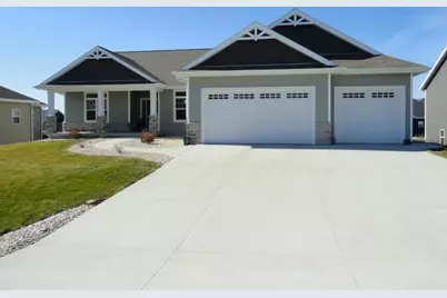 6677 Royal View Dr, DeForest, WI 53532 - Photo 16