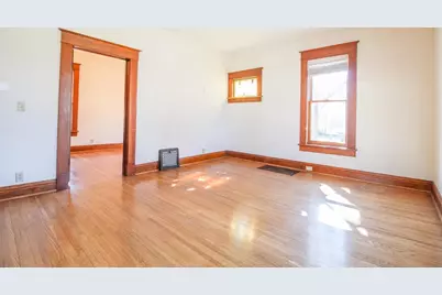 109 S High Street, Cambridge, WI 53523 - Photo 8