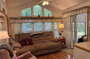 306 Westview Dr, Edgerton, WI 53534 - Photo 6