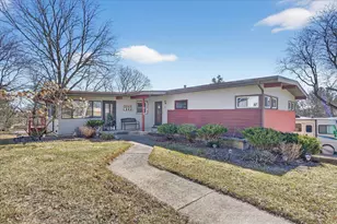 816 N Osborne Ave, Janesville, WI 53548 - Photo 2