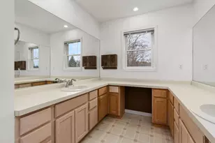 618 Brittingham Ct, Portage, WI 53901 - Photo 30