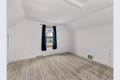 2114 Schetter Avenue, Sheboygan, WI 53083 - Photo 8