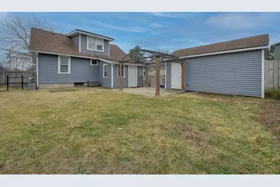 747 Thomas Street, Janesville, WI 53545 - Photo 12