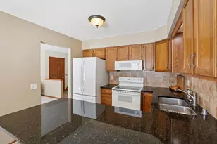 208 Creek Edge Ct, Waunakee, WI 53597 - Photo 12