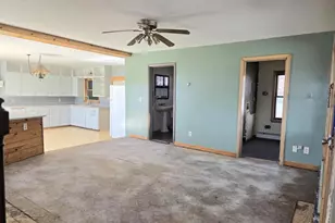 215 E Logan St, Tomah, WI 54660 - Photo 12