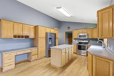 2734 Brooks Ridge Drive, Sun Prairie, WI 53590 - Photo 20