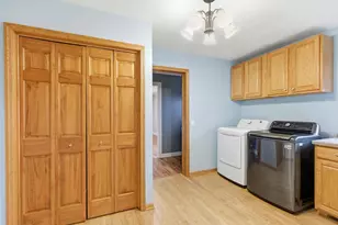 2734 Brooks Ridge Drive, Sun Prairie, WI 53590 - Photo 26