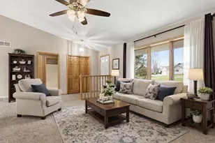 2734 Brooks Ridge Drive, Sun Prairie, WI 53590 - Photo 8