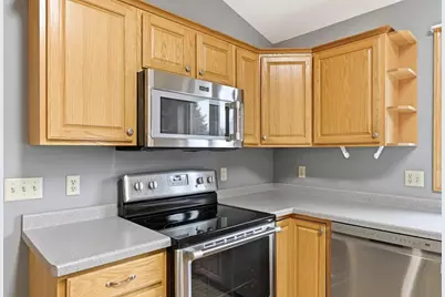 2734 Brooks Ridge Drive, Sun Prairie, WI 53590 - Photo 24