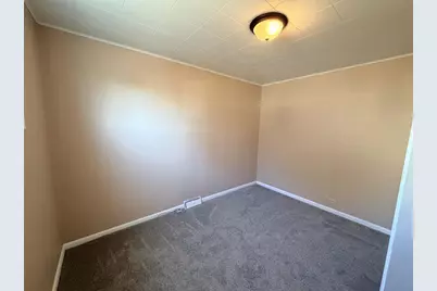 102 N Taylor Street, Albany, WI 53502 - Photo 18