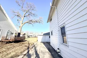 102 N Taylor St, Albany, WI 53502 - Photo 4