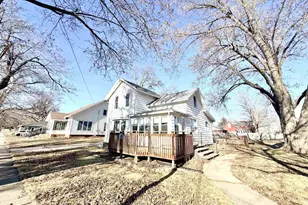 102 N Taylor St, Albany, WI 53502 - Photo 2