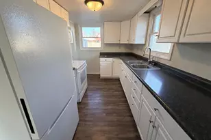 102 N Taylor St, Albany, WI 53502 - Photo 28