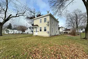957 W Grand Ave, Beloit, WI 53511 - Photo 4