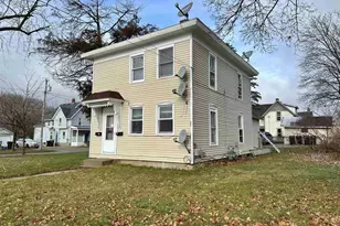 957 W Grand Ave, Beloit, WI 53511 - Photo 2