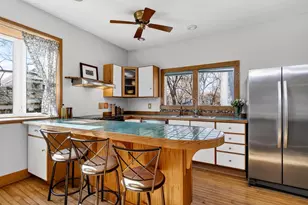 1137 Elizabeth St, Madison, WI 53703 - Photo 12