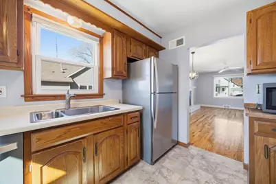 821 Van Buren Street, Fort Atkinson, WI 53538 - Photo 20