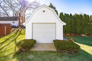 821 Van Buren St, Fort Atkinson, WI 53538 - Photo 40