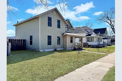 310 N Wacouta Avenue, Prairie Du Chien, WI 53821 - Photo 2