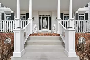 1614 Blue Ridge Trail, Waunakee, WI 53597 - Photo 2