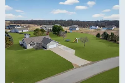 N4178 Country Club Drive, Brodhead, WI 53520 - Photo 6