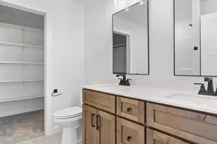 L181 Clemens Dr, Arlington, WI 53911 - Photo 18