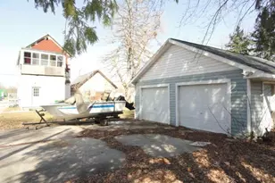 302 W Division St, Fond du Lac, WI 54935 - Photo 1