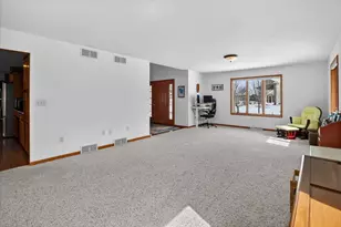 6620 Meredith Way, Mcfarland, WI 53558 - Photo 14