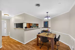 926 Harbor House Dr, Madison, WI 53719 - Photo 6