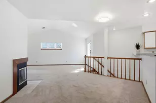 6243 Middleton Springs Dr, Middleton, WI 53562 - Photo 6