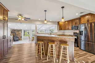 S9061 Meadowdale Rd, Prairie Du Sac, WI 53578 - Photo 16