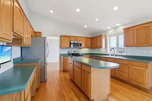 8580 Stonebrook Cir, Middleton, WI 53562 - Photo 12