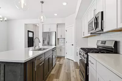 1455 Sandhill Lane #2402, Mukwonago, WI 53149 - Photo 8