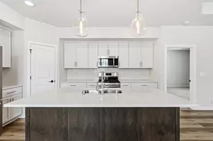 1455 Sandhill Ln, Mukwonago, WI 53149 - Photo 6