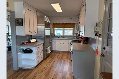 407 Wilson Street, Edgerton, WI 53534 - Photo 2