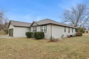 W7959 Jonathan Dr, Pardeeville, WI 53954 - Photo 36