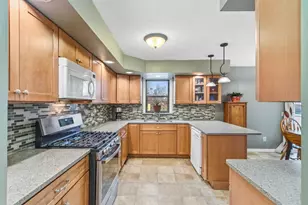 W7959 Jonathan Dr, Pardeeville, WI 53954 - Photo 2