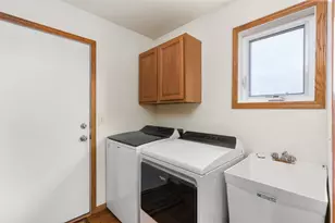 126 Jennifer Cir, Mount Horeb, WI 53572 - Photo 18