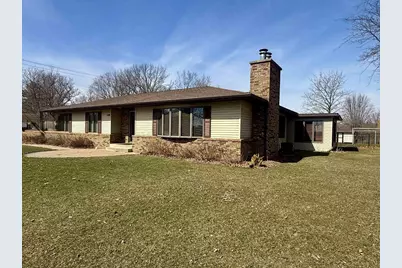 1125 Parkview Drive, Tomah, WI 54660 - Photo 2